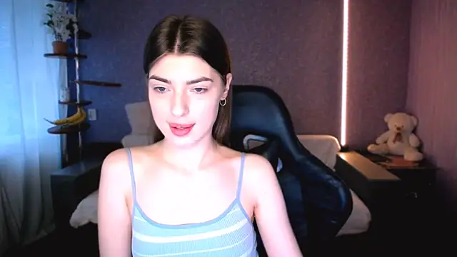 Snapshot of Dianaa_Lee0 chatting on June 7, 2026, 1:59 pm Dianaa Lee0 online show from June 7, 2026, 1:59 pm