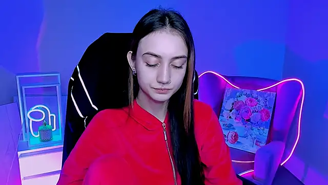 Snapshot of olivianorton chatting on October 15, 2025, 2:39 pm olivianorton online show from October 15, 2025, 2:39 pm