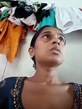 Snapshot of hotshreya69 chatting on October 13, 2025, 8:25 am hotshreya69 online show from October 13, 2025, 8:25 am