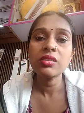 hotshreya69 online show from December 2, 2025, 9:25 am