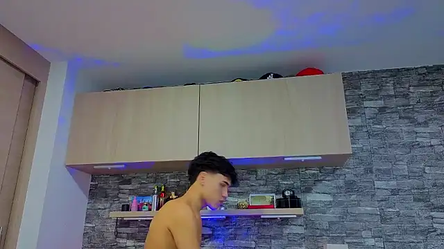 Snapshot of Theimperialboys_ chatting on February 14, 2026, 2:08 am Theimperialboys online show from February 14, 2026, 2:08 am