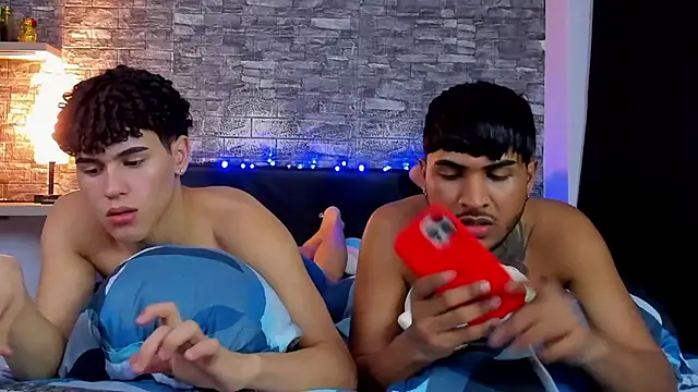 Snapshot of Theimperialboys_ chatting on March 3, 2026, 1:45 am Theimperialboys online show from March 3, 2026, 1:45 am