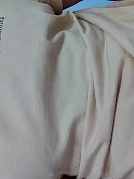 Snapshot of pollon621 chatting on February 1, 2026, 4:05 pm pollon621 online show from February 1, 2026, 4:05 pm