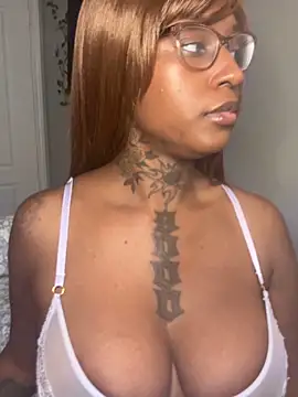 Snapshot of MistiSavannah chatting on November 5, 2025, 4:29 pm MistiSavannah online show from November 5, 2025, 4:29 pm