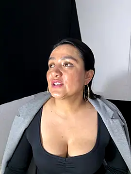 Rouse69  online show from September 16, 2025, 9:32 am