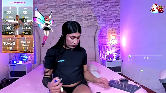 Lucia-Horny24 online show from November 18, 2025, 8:02 pm