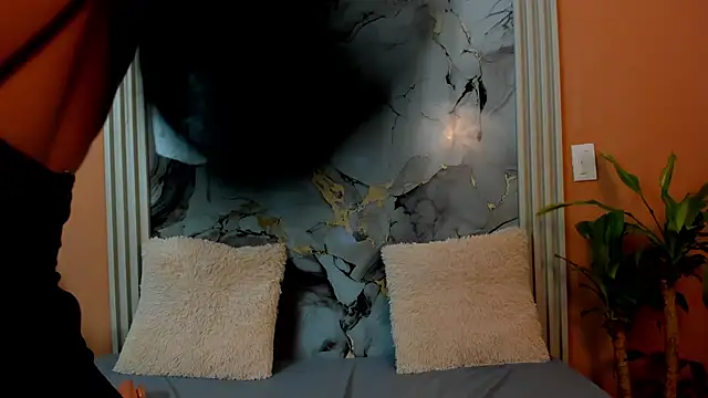 GalaX x online show from November 1, 2025, 8:00 pm