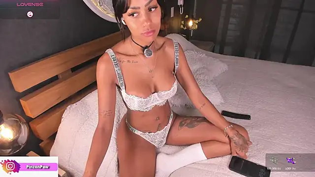 Snapshot of Sarajames chatting on April 14, 2026, 12:00 pm Sarajames online show from April 14, 2026, 12:00 pm