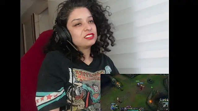 Snapshot of miss_carmila1 chatting on October 4, 2025, 10:41 pm miss carmila1 online show from October 4, 2025, 10:41 pm