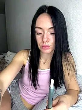 karrr  aaa online show from November 18, 2025, 9:41 pm