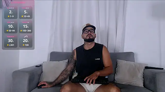 Eric Evans1 online show from October 22, 2025, 2:56 am