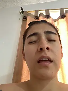 Snapshot of miaftmax chatting on November 8, 2025, 3:34 pm miaftmax online show from November 8, 2025, 3:34 pm