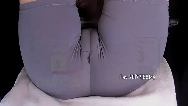 Snapshot of Cameltoe_squirt_inPants chatting on December 22, 2024, 2:49 pm Cameltoe squirt inPants online show from December 22, 2024, 2:49 pm