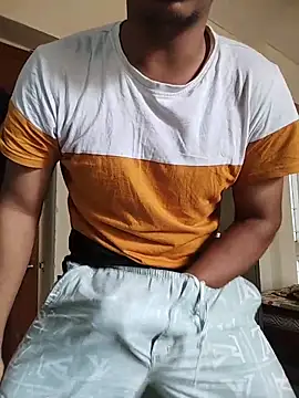 Snapshot of COme8989 chatting on December 16, 2025, 4:50 am COme8989 online show from December 16, 2025, 4:50 am