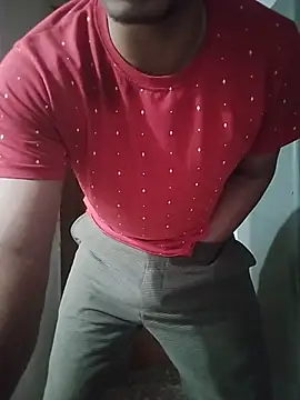 Snapshot of COme8989 chatting on January 13, 2026, 12:21 pm COme8989 online show from January 13, 2026, 12:21 pm