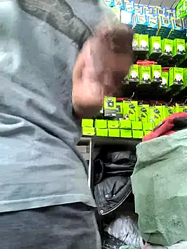 sweetdickboy2 online show from September 18, 2025, 11:01 am