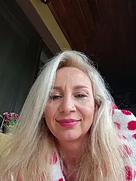 merlyn4 online show from November 8, 2025, 12:27 pm