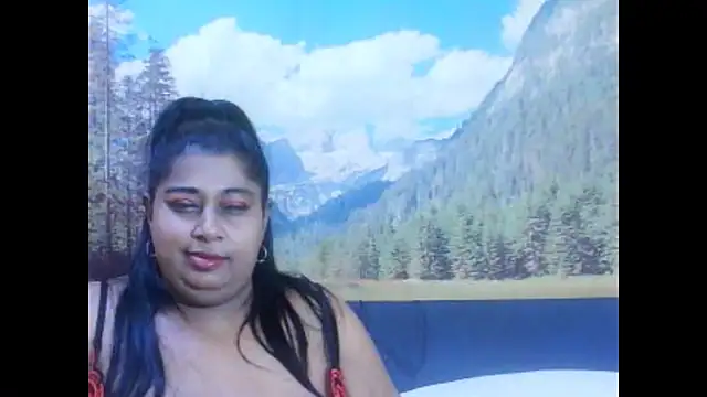 Snapshot of indianhoney694u chatting on April 9, 2026, 6:35 pm indianhoney694u online show from April 9, 2026, 6:35 pm