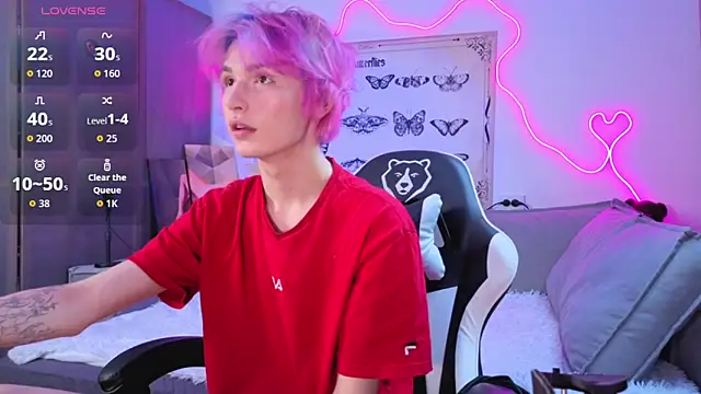 Snapshot of Your_avatar chatting on January 10, 2026, 8:10 pm Your avatar online show from January 10, 2026, 8:10 pm