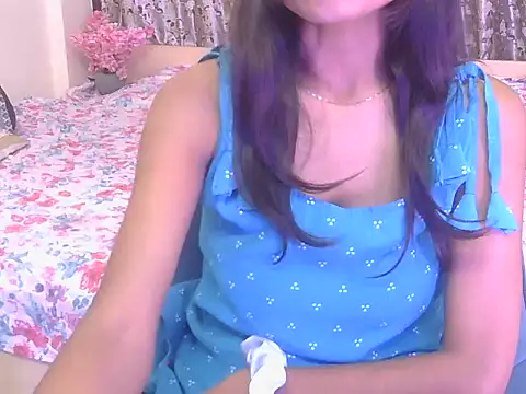 Snapshot of hoty-priya chatting on February 11, 2026, 5:01 am hoty-priya online show from February 11, 2026, 5:01 am