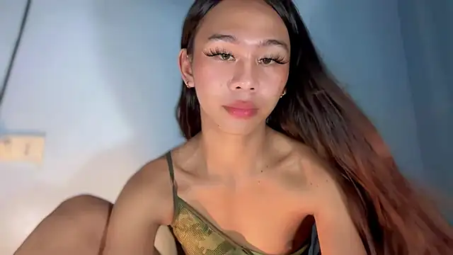 Snapshot of sweety_kyrah18 chatting on October 17, 2025, 7:33 am sweety kyrah18 online show from October 17, 2025, 7:33 am