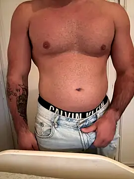 Snapshot of Joaqtuft2 chatting on October 24, 2025, 5:20 pm Joaqtuft2 online show from October 24, 2025, 5:20 pm