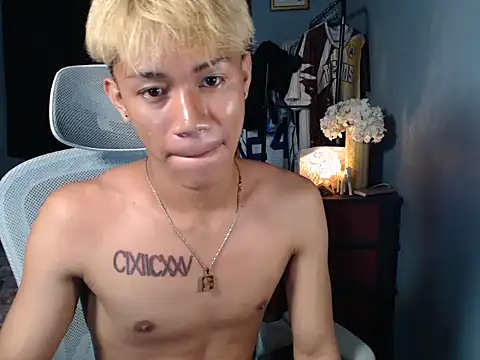 naughtyboyloy 0 online show from December 18, 2025, 6:14 pm