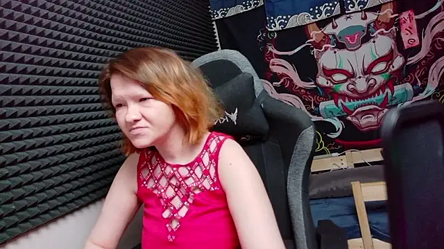 Snapshot of Nora_lovvvv chatting on February 6, 2026, 11:35 am Nora lovvvv online show from February 6, 2026, 11:35 am