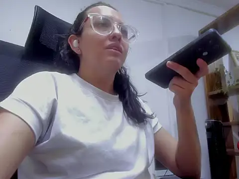 Snapshot of dalila_macherano1 chatting on November 12, 2025, 7:46 pm dalila macherano1 online show from November 12, 2025, 7:46 pm