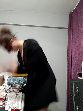 Snapshot of Maskelihatun chatting on January 8, 2026, 5:26 pm Maskelihatun online show from January 8, 2026, 5:26 pm