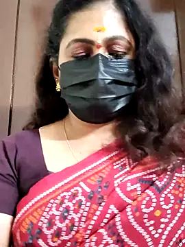 Snapshot of Sweetie_swetha37 chatting on September 10, 2025, 5:35 pm Sweetie swetha37 online show from September 10, 2025, 5:35 pm