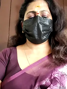Snapshot of Sweetie_swetha37 chatting on September 20, 2025, 7:37 pm Sweetie swetha37 online show from September 20, 2025, 7:37 pm