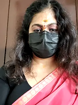 Snapshot of Sweetie_swetha37 chatting on September 26, 2025, 9:41 pm Sweetie swetha37 online show from September 26, 2025, 9:41 pm