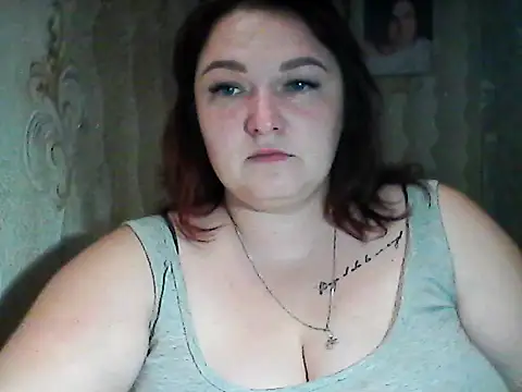 Snapshot of AngelQSky chatting on November 15, 2025, 4:47 pm AngelQSky online show from November 15, 2025, 4:47 pm