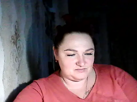 Snapshot of AngelQSky chatting on November 16, 2025, 12:55 pm AngelQSky online show from November 16, 2025, 12:55 pm