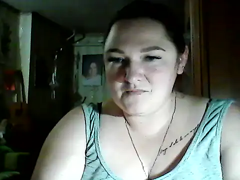 Snapshot of AngelQSky chatting on November 20, 2025, 4:07 pm AngelQSky online show from November 20, 2025, 4:07 pm