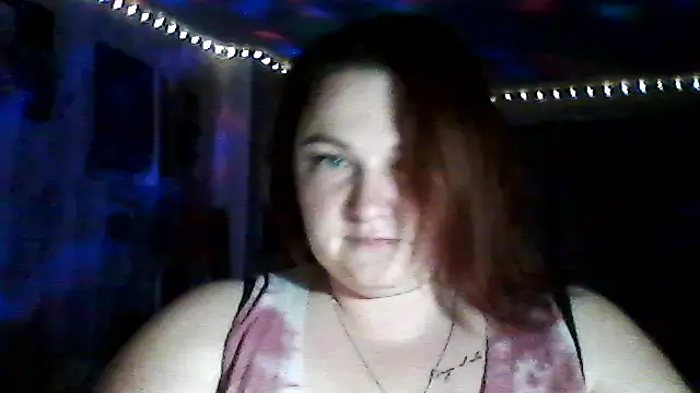 Snapshot of AngelQSky chatting on November 25, 2025, 6:52 pm AngelQSky online show from November 25, 2025, 6:52 pm