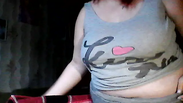 Snapshot of AngelQSky chatting on December 4, 2025, 11:41 am AngelQSky online show from December 4, 2025, 11:41 am