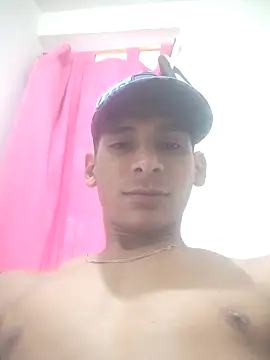 Snapshot of alex_colombiano chatting on October 6, 2025, 2:14 pm alex colombiano online show from October 6, 2025, 2:14 pm