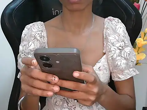 Snapshot of Richa_Patel chatting on January 8, 2026, 6:21 pm Richa Patel online show from January 8, 2026, 6:21 pm