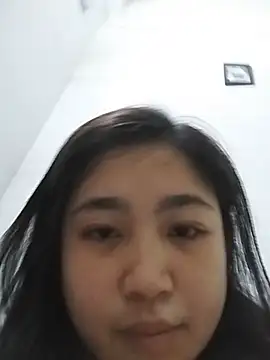 Minn-cute online show from May 31, 2026, 2:53 am