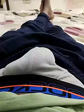 Snapshot of slim-uncut chatting on October 14, 2025, 4:08 pm slim-uncut online show from October 14, 2025, 4:08 pm