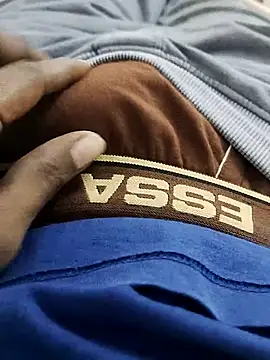 Snapshot of slim-uncut chatting on October 22, 2025, 5:13 pm slim-uncut online show from October 22, 2025, 5:13 pm