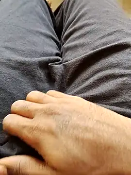 Snapshot of slim-uncut chatting on November 26, 2025, 7:53 am slim-uncut online show from November 26, 2025, 7:53 am