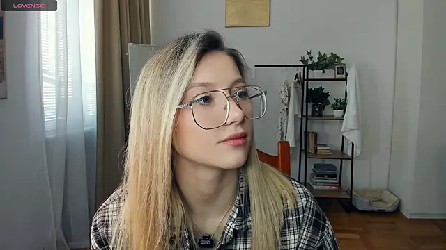 Snapshot of FaaBinaa chatting on March 26, 2026, 7:36 am FaaBinaa online show from March 26, 2026, 7:36 am