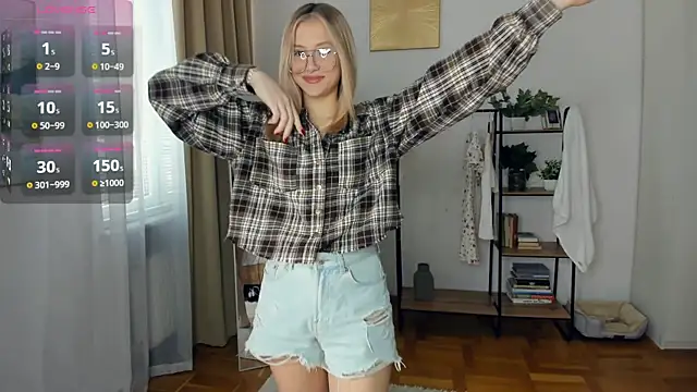 Snapshot of FaaBinaa chatting on April 10, 2026, 8:30 am FaaBinaa online show from April 10, 2026, 8:30 am