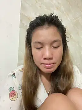 QueenLink online show from September 13, 2025, 5:24 pm