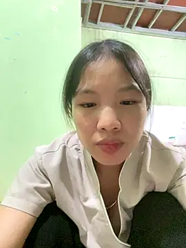 QueenLink online show from October 14, 2025, 4:08 pm