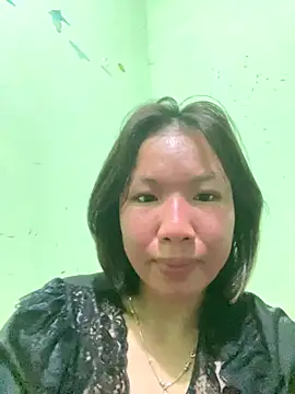 QueenLink online show from December 13, 2025, 10:37 pm