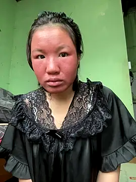 QueenLink online show from December 20, 2025, 5:47 am